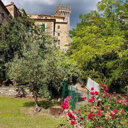 Il Torrino - Antica Torre Medioevale Apartment *